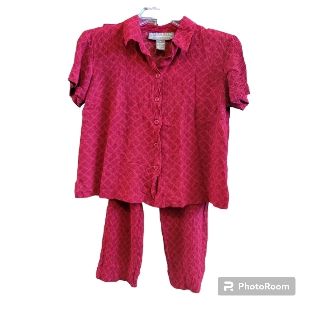 Red Small Blouse / Medium Pants Petite Pantsuit